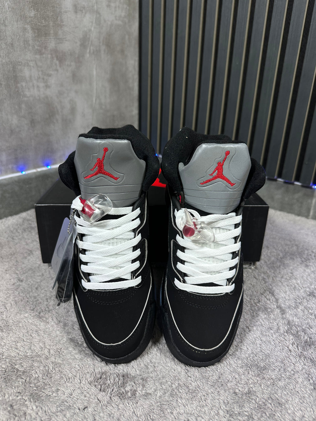 J5