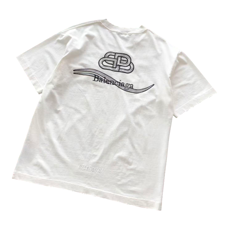 CAMISETA BALENCIAG4