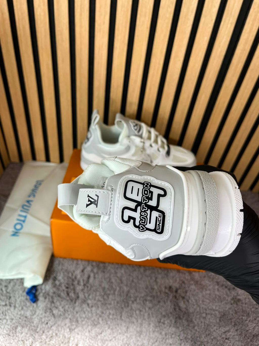 LV