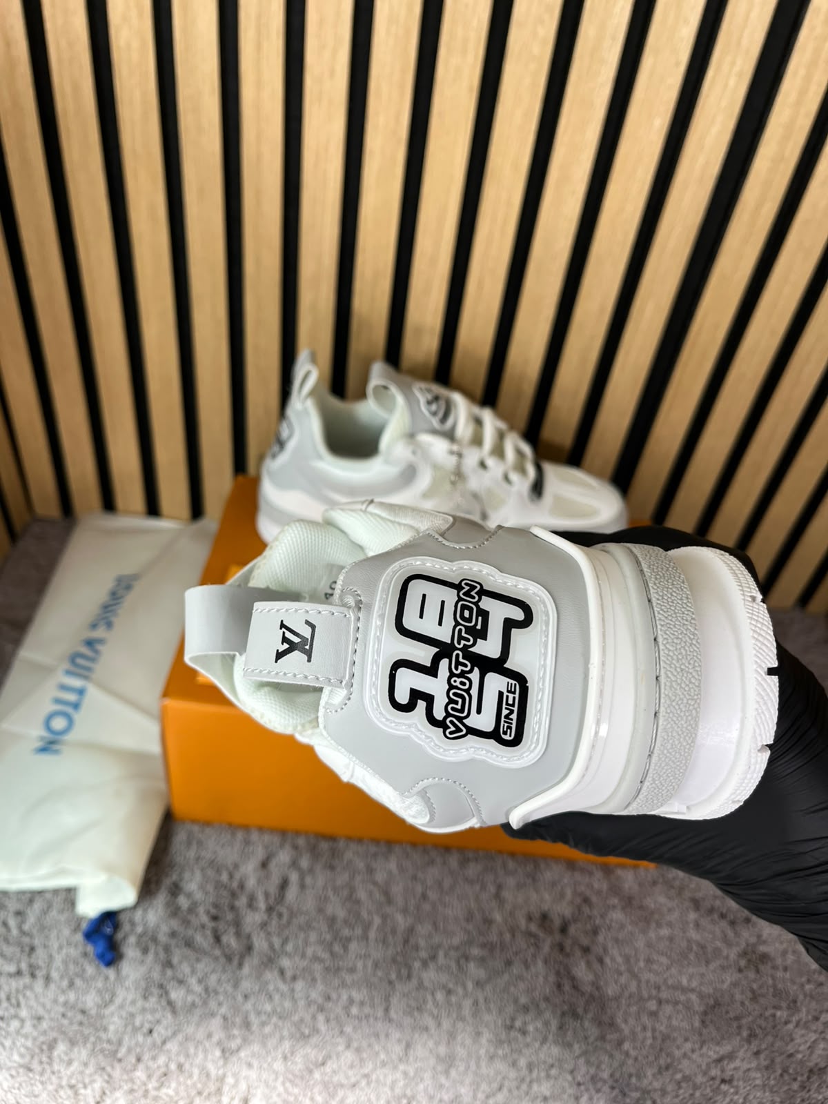 LV