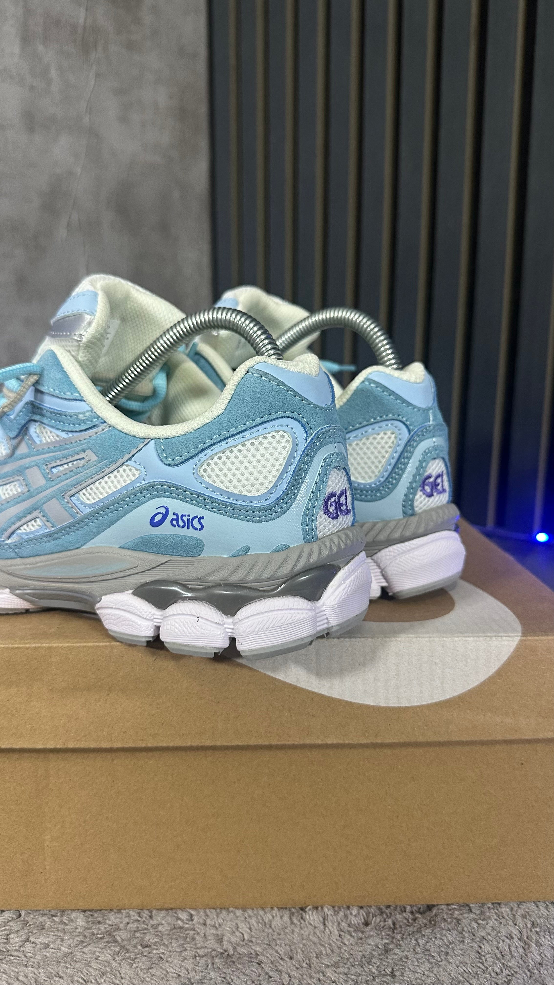 ASIC$ GEL NYC DOBLE CORDON