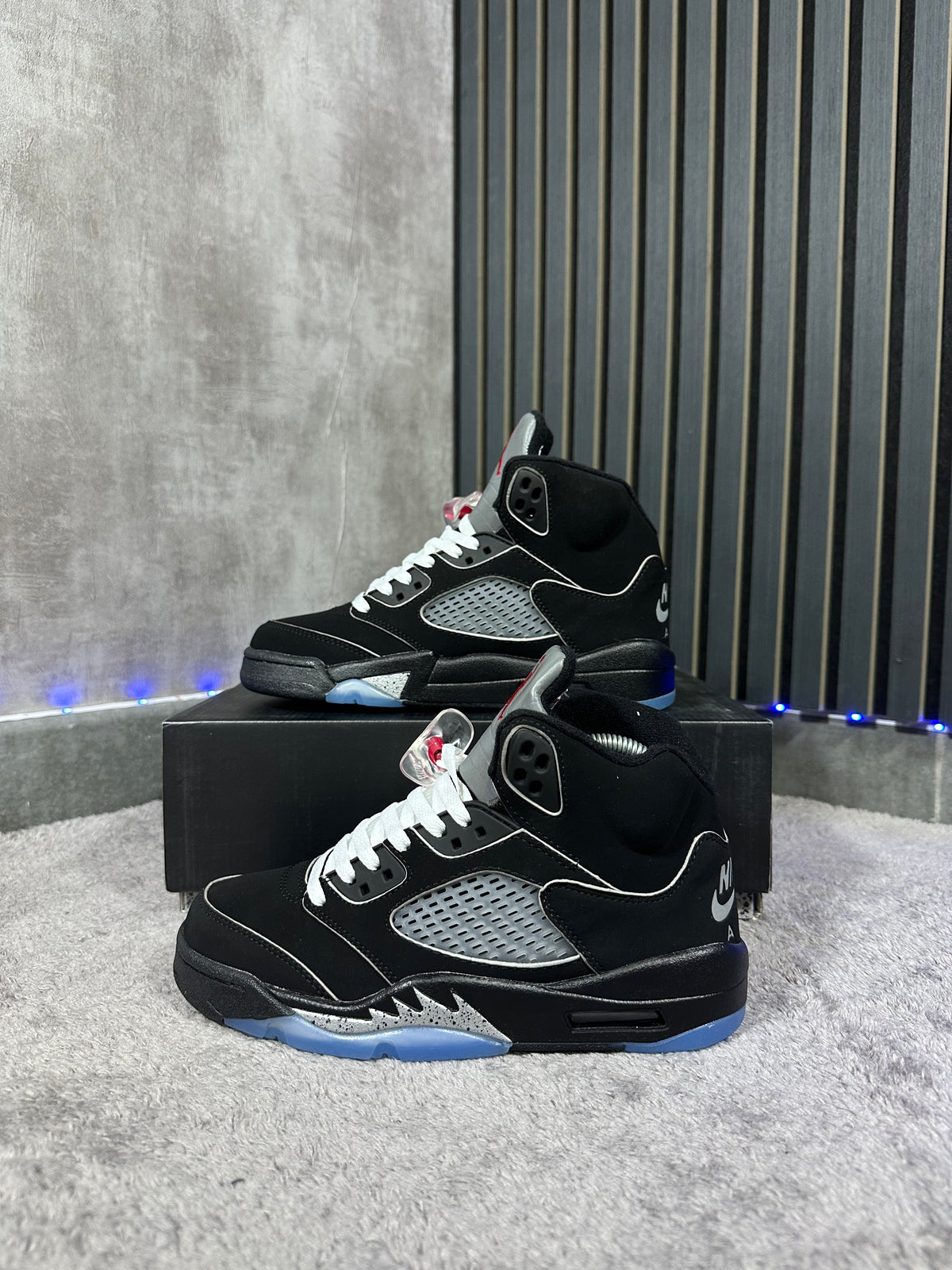 J5