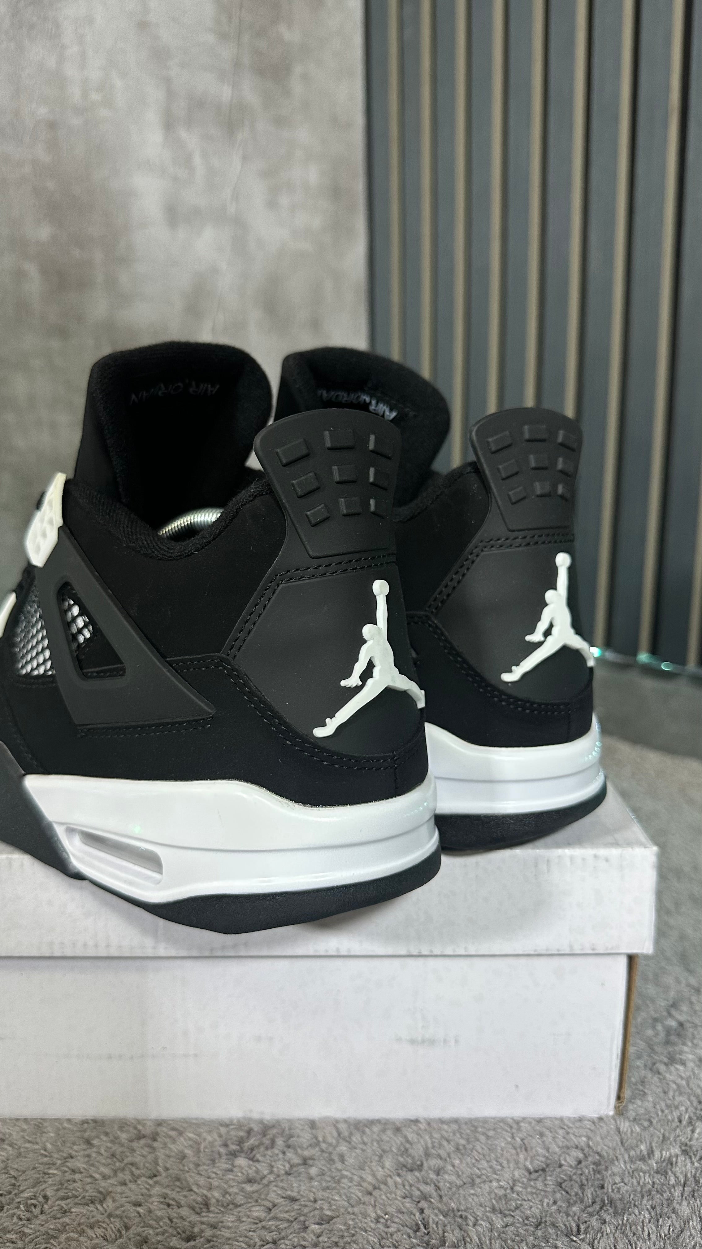 J4