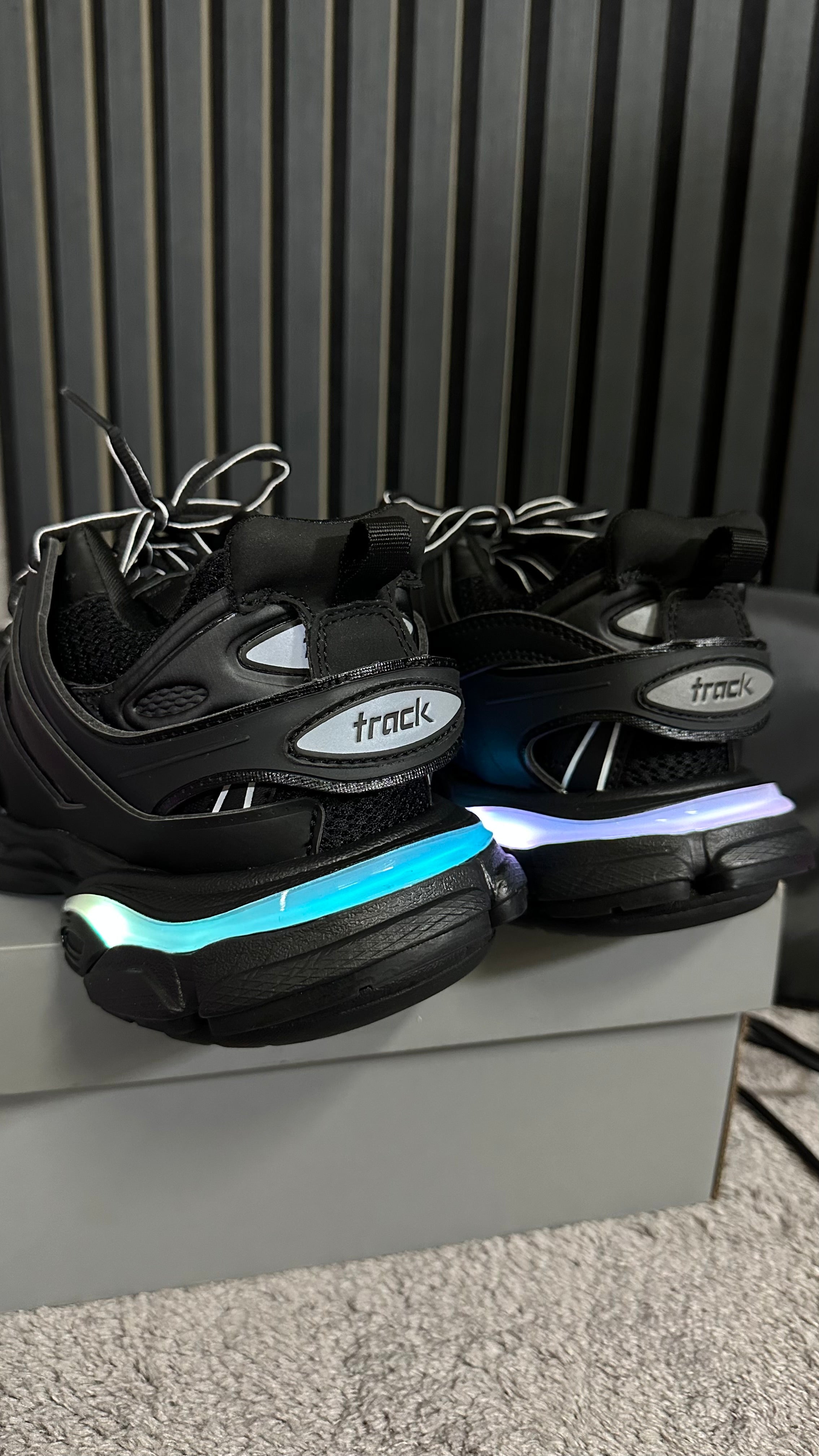 BALENCIAG4 TRACK LED