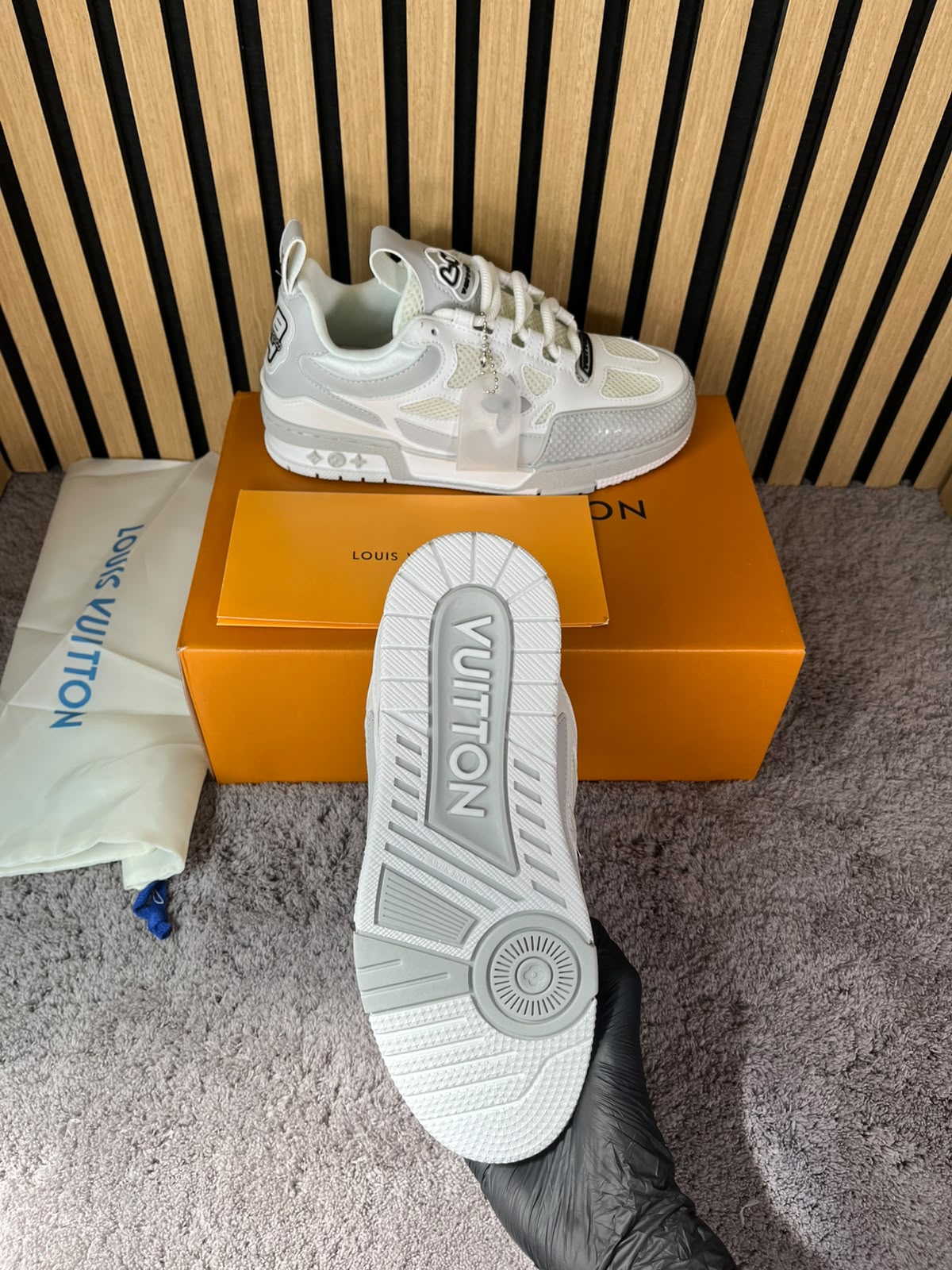 LV