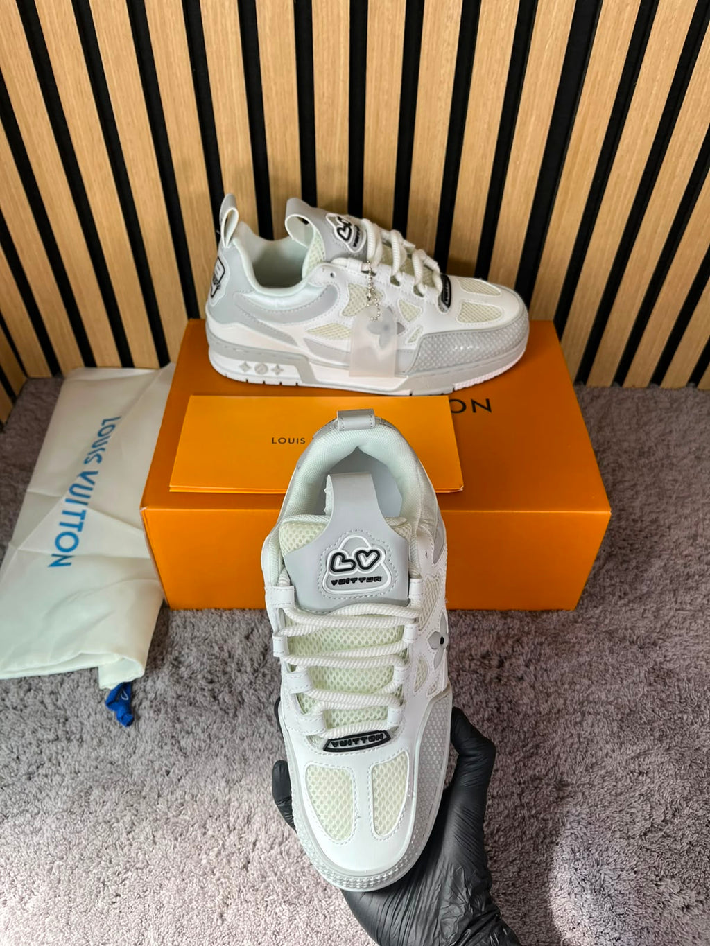LV
