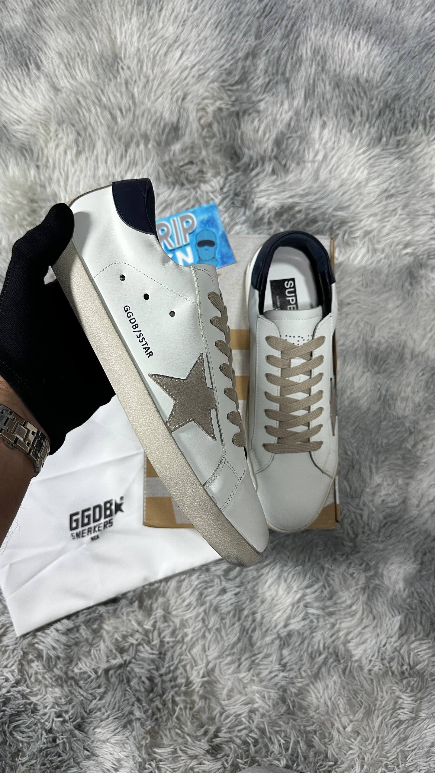 GOLDEN GOOS3