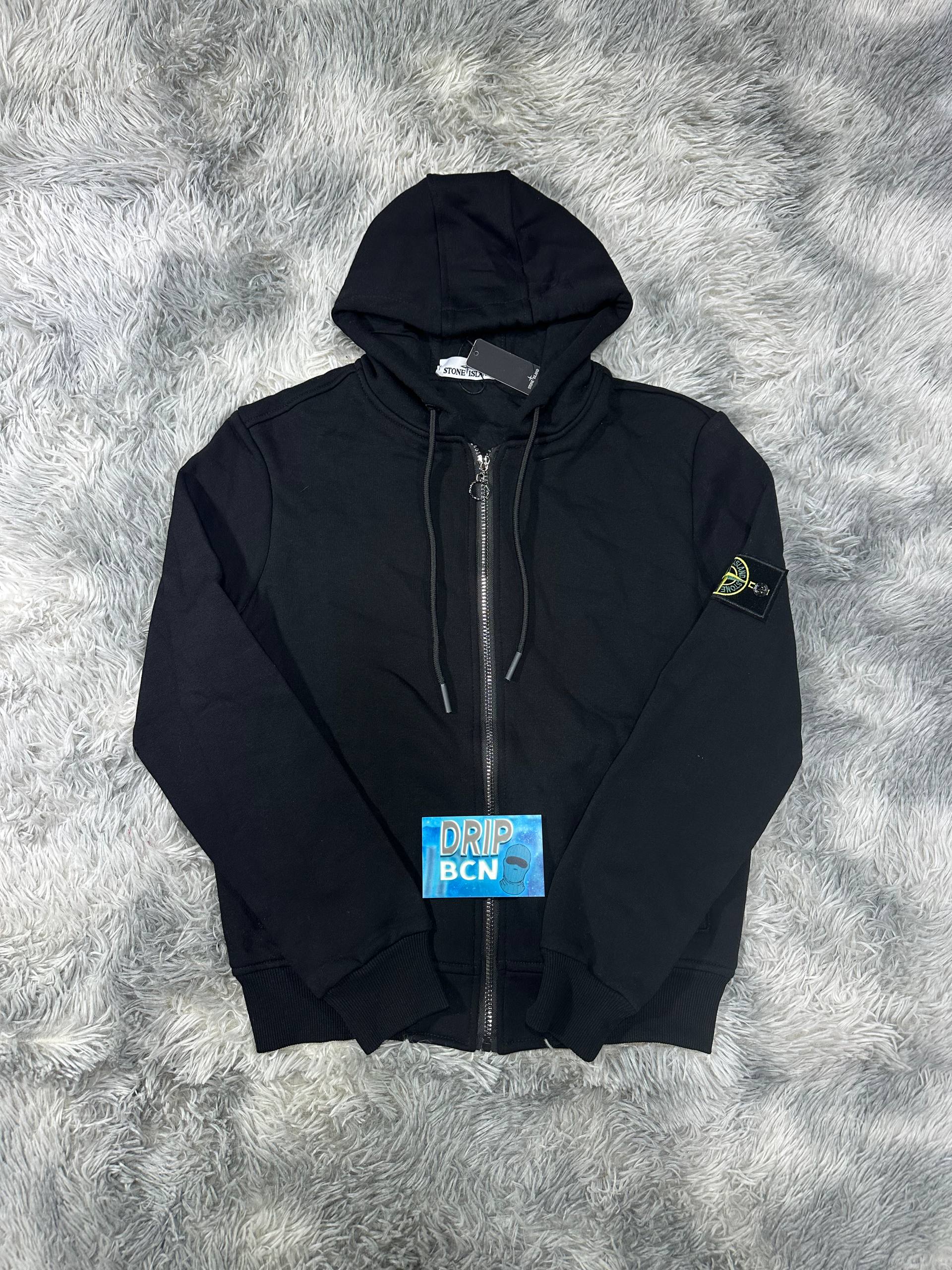 CHANDAL STONE I$LAND