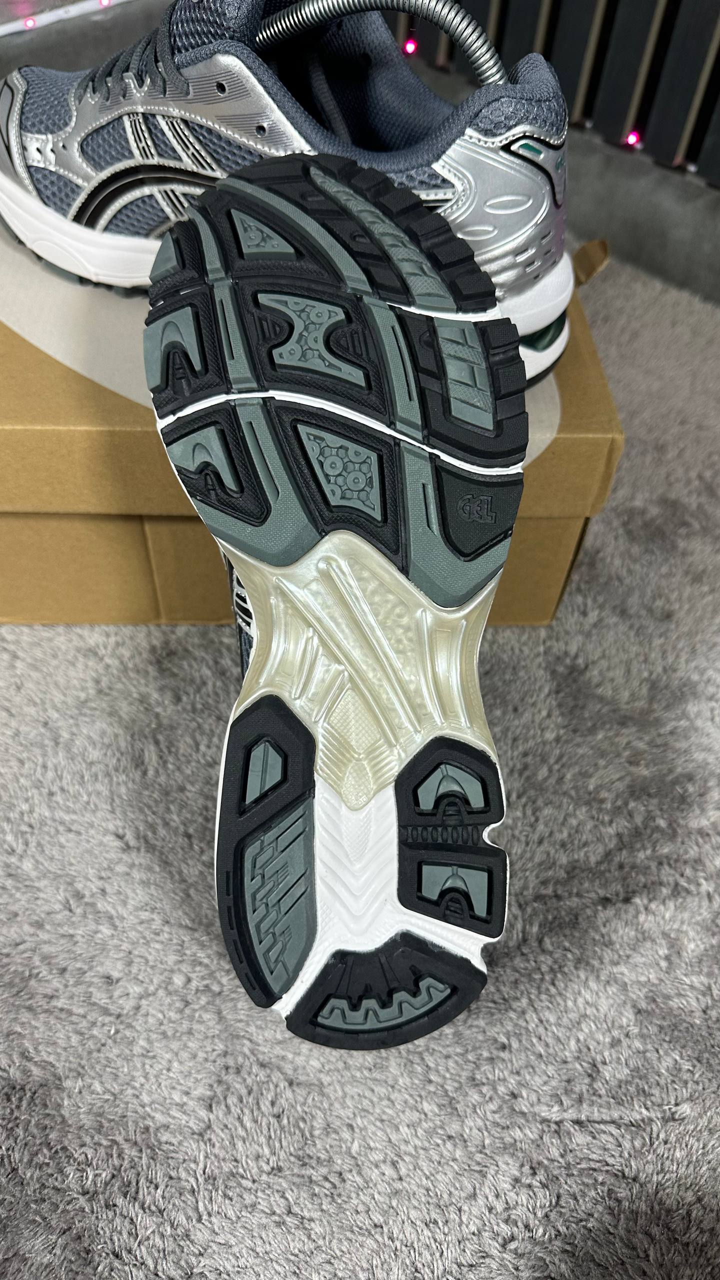 ASIC$ GEL KAYANO 14