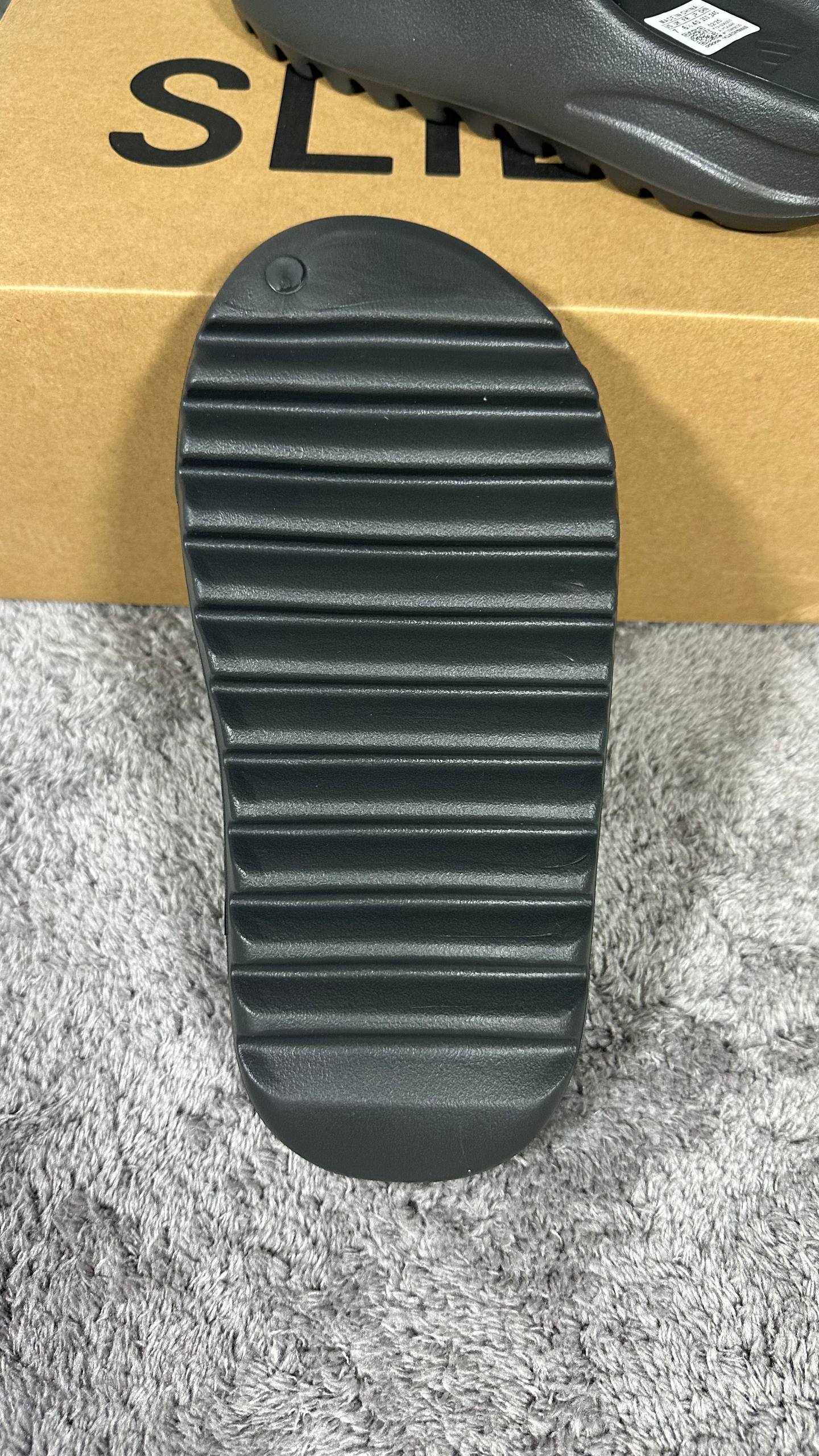 YEEZ¥ SLIDES