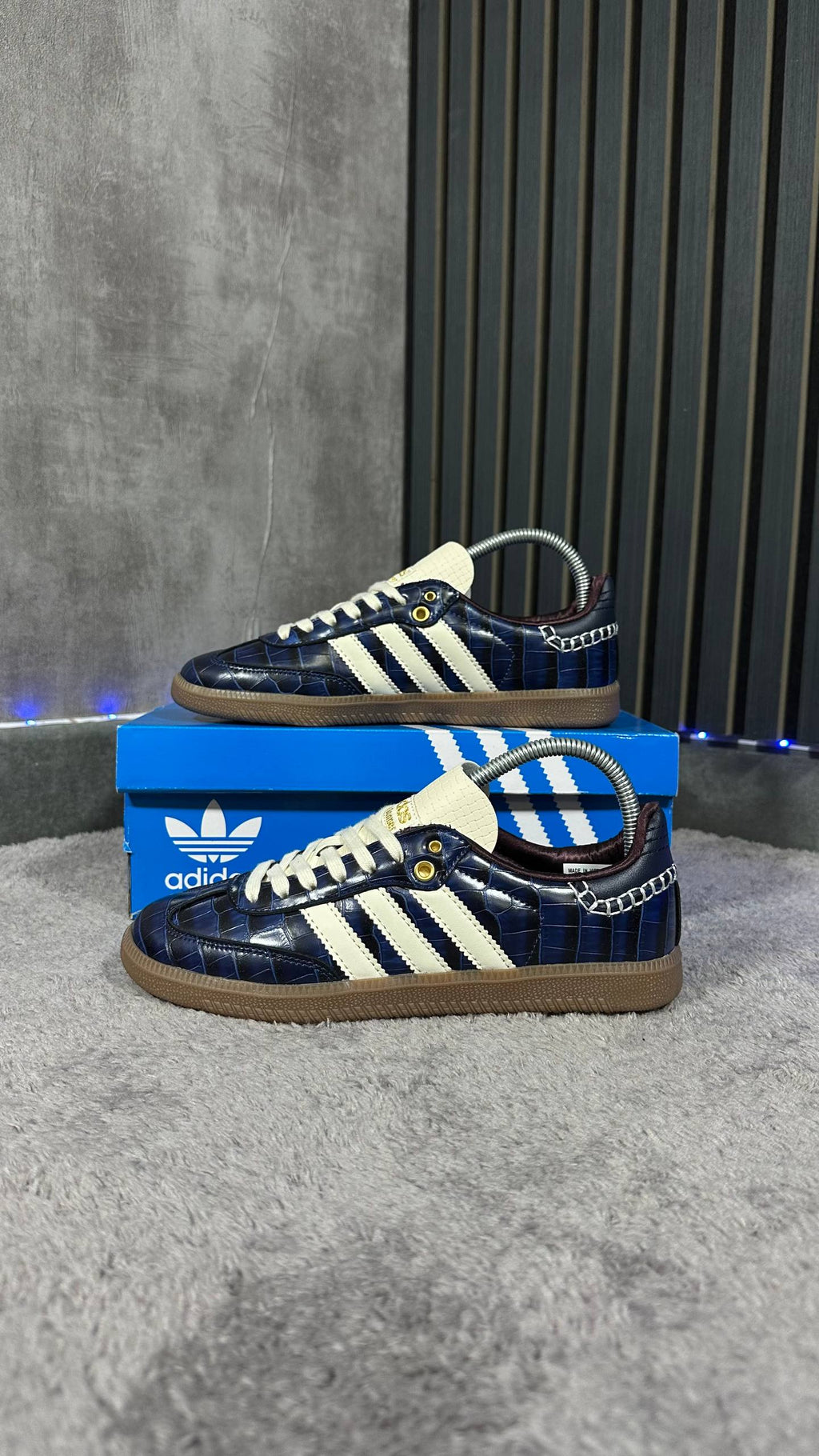 ADID4S SAMBA