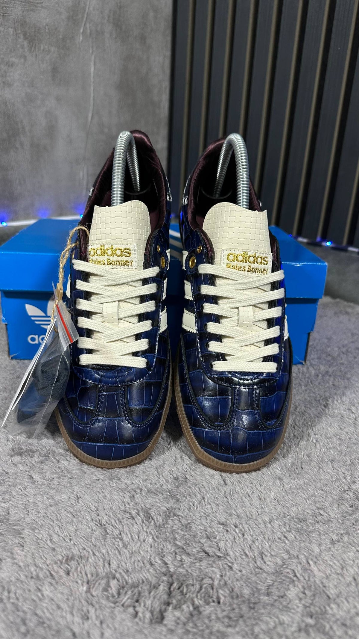 ADID4S SAMBA