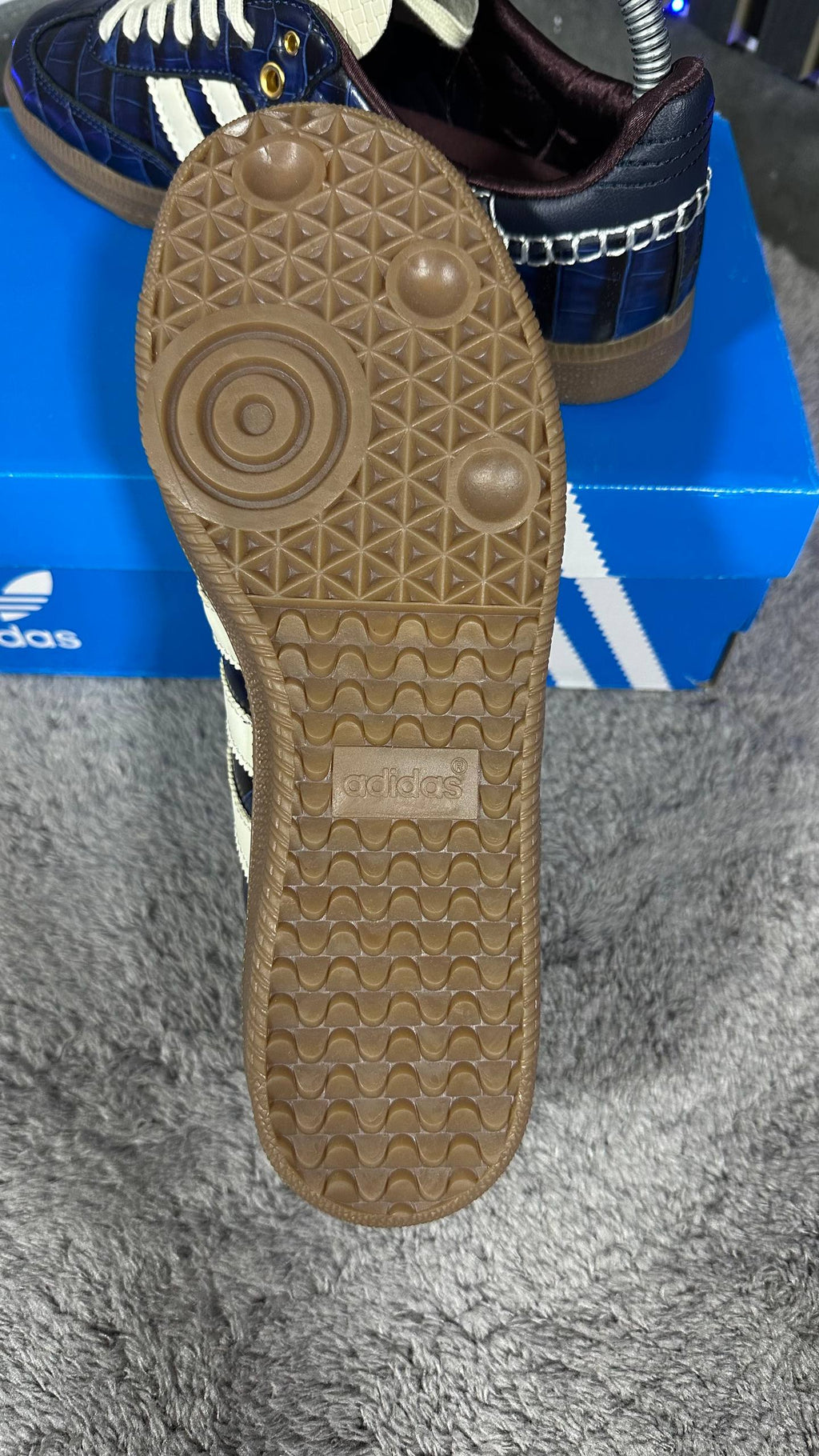 ADID4S SAMBA