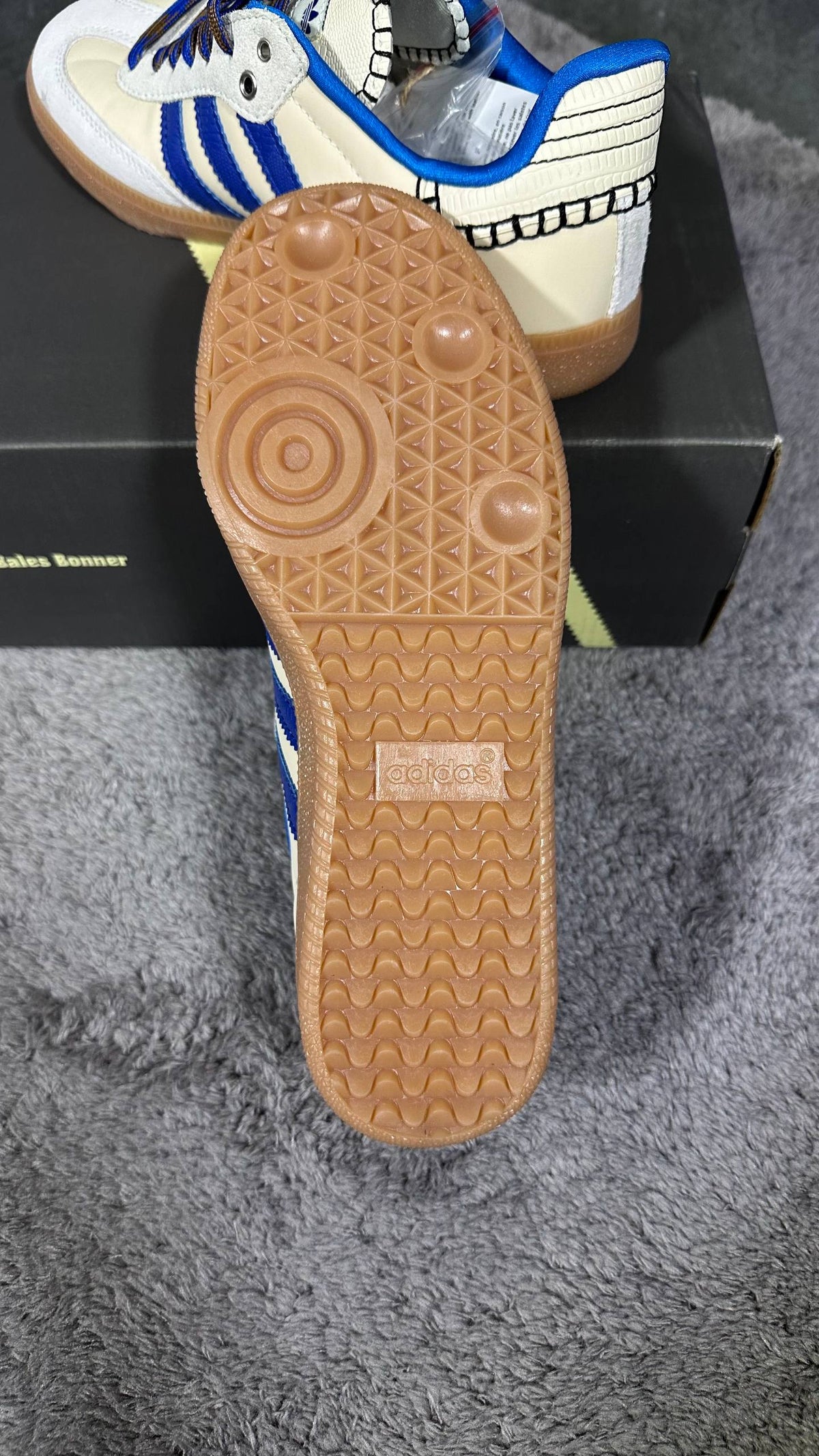 ADID4S SAMBA