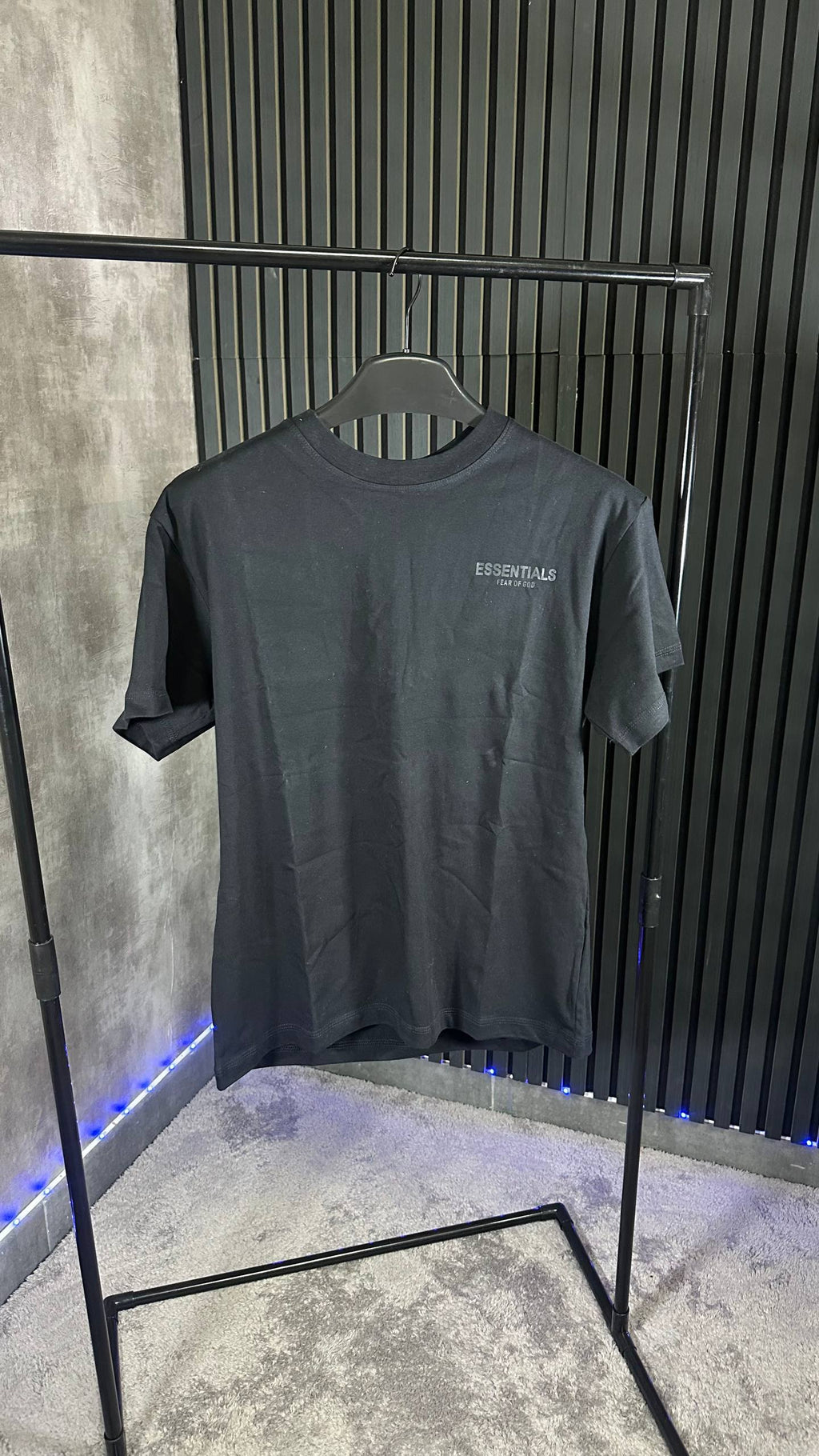 CAMISETA ESSENTIAL$