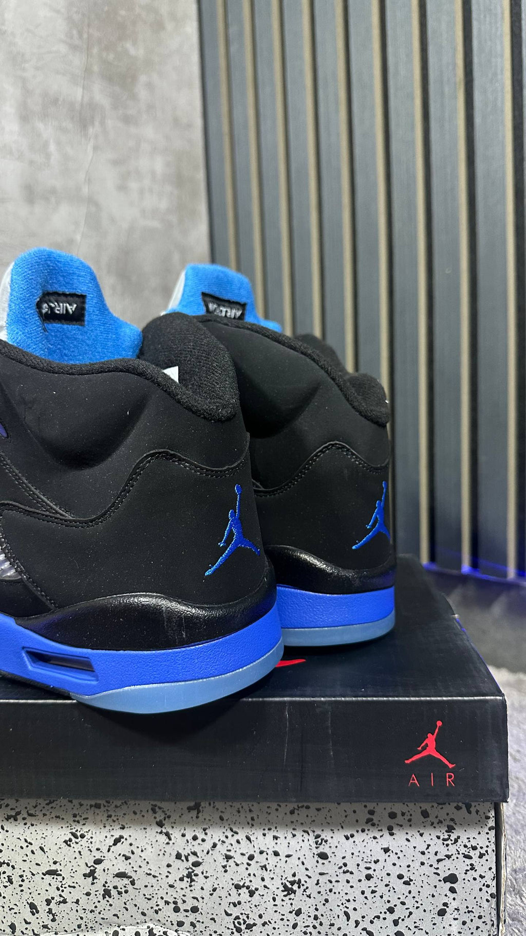 J5